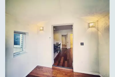 6456 Southwest Avenue, Saint Louis, MO 63139 - Photo 3