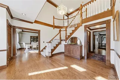924 Cabernet Drive, Town and Country, MO 63017 - Photo 3