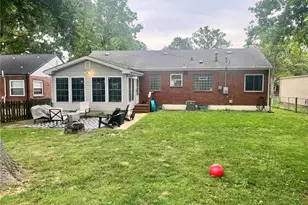 1107 Selma Ave, Webster Groves, MO 63119 - Photo 3