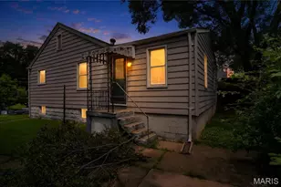 2142 Penfield Ave, Vinita Park, MO 63114 - Photo 1