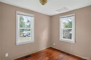 2142 Penfield Ave, Vinita Park, MO 63114 - Photo 13