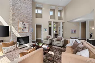 12864 Willow Pond Ct, Des Peres, MO 63131 - Photo 7