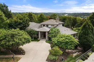 12864 Willow Pond Ct, Des Peres, MO 63131 - Photo 3