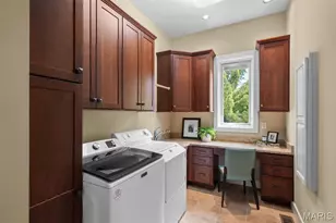 12864 Willow Pond Ct, Des Peres, MO 63131 - Photo 25