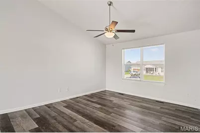 822 Legolas Lane, Wright City, MO 63390 - Photo 5