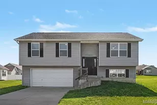 822 Legolas Ln, Wright City, MO 63390 - Photo 3
