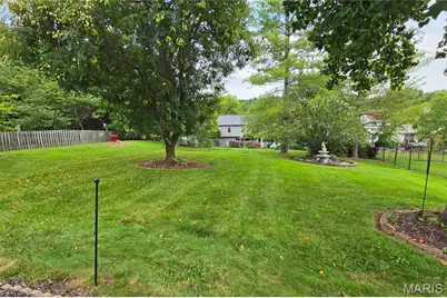 5434 Greenton Way, Saint Louis, MO 63128 - Photo 3