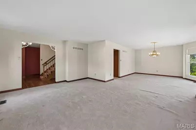 5434 Greenton Way, Saint Louis, MO 63128 - Photo 7
