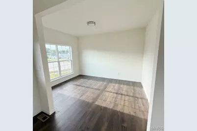302 Windmill View Court, Wentzville, MO 63385 - Photo 9