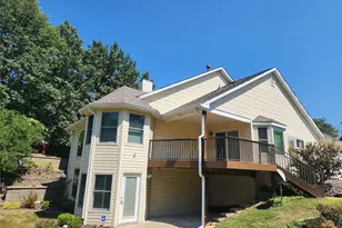 1 Big Bluff Ct, Saint Charles, MO 63304 - Photo 3