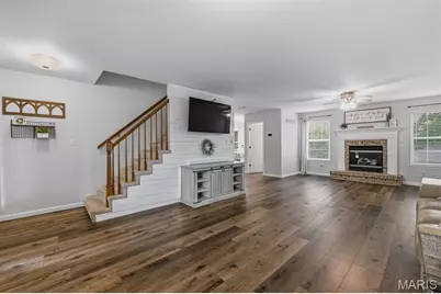 203 Richmond Drive, Crystal City, MO 63019 - Photo 9