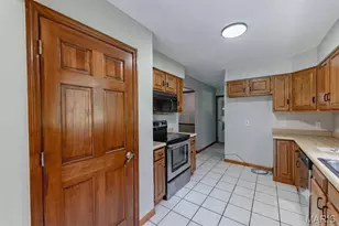 6 Deer Creek Dr, O'Fallon, MO 63366 - Photo 7