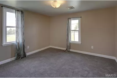 7888 Highway Mm, Hannibal, MO 63401 - Photo 15