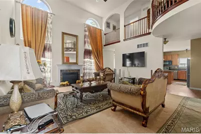 5136 Delcastle Drive, Florissant, MO 63034 - Photo 9