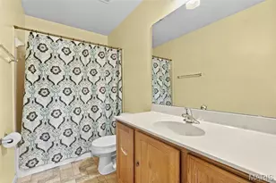5136 Delcastle Dr, Florissant, MO 63034 - Photo 35