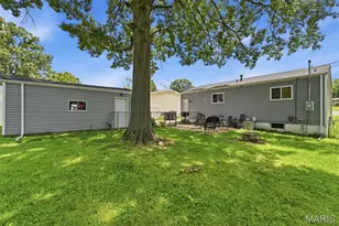 111 Arras Dr, Saint Louis, MO 63129 - Photo 21