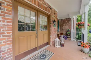 282 Dickens Farm Ln, Ballwin, MO 63021 - Photo 7