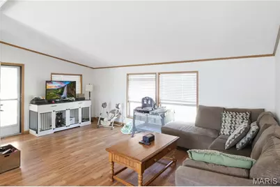 131 E Springfield Avenue, Gerald, MO 63037 - Photo 5