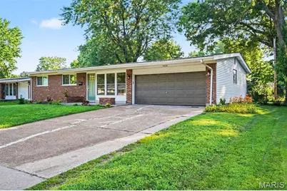 10434 Canfield Drive, Saint Louis, MO 63136 - Photo 1