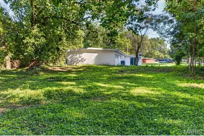 8300 Pepperidge Drive, Berkeley, MO 63134 - Photo 27