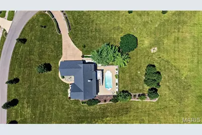512 Meadowfield Lane, Wentzville, MO 63385 - Photo 7