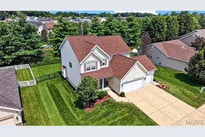 743 Springfield Drive, Wentzville, MO 63385 - Photo 3