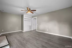 2317 Driftwood Pl, Maryland Heights, MO 63146 - Photo 7