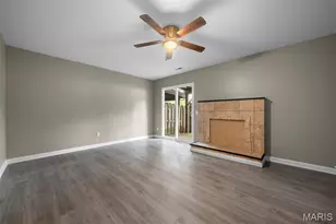 2317 Driftwood Pl, Maryland Heights, MO 63146 - Photo 5