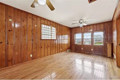 9409 Reavis Barracks Road, Saint Louis, MO 63123 - Photo 15