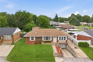 9409 Reavis Barracks Rd, Saint Louis, MO 63123 - Photo 5