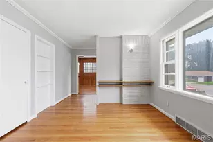 9409 Reavis Barracks Rd, Saint Louis, MO 63123 - Photo 11