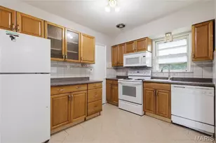 9409 Reavis Barracks Rd, Saint Louis, MO 63123 - Photo 3