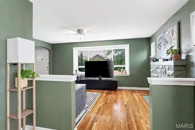 3621 Watson Road, Saint Louis, MO 63109 - Photo 7