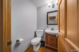 9205 Roger Lee Ln, Saint Louis, MO 63126 - Photo 17