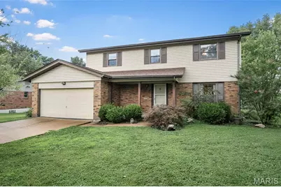 9205 Roger Lee Lane, Saint Louis, MO 63126 - Photo 1