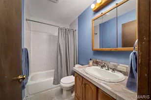 9205 Roger Lee Ln, Saint Louis, MO 63126 - Photo 25