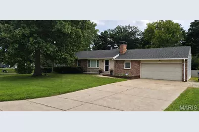 304 Essen Lane, Ballwin, MO 63021 - Photo 1