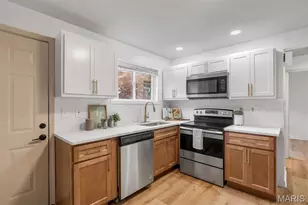 3021 Henrietta St, Saint Louis, MO 63104 - Photo 7