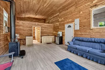 6660 Goldenrod, French Village, MO 63036 - Photo 7