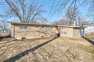 495 Versailles Dr, Florissant, MO 63031 - Photo 23