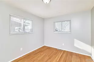 495 Versailles Dr, Florissant, MO 63031 - Photo 15