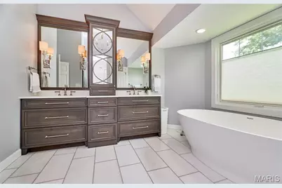 2323 Wellington Estates Drive, Chesterfield, MO 63017 - Photo 33