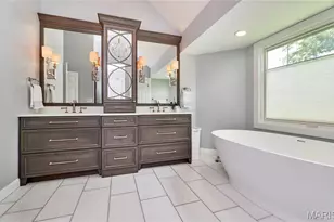 2323 Wellington Estates Dr, Chesterfield, MO 63017 - Photo 33
