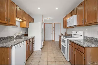 5116 Kennerly Place Drive, Saint Louis, MO 63128 - Photo 17