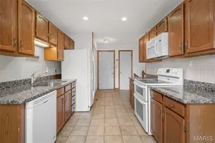 5116 Kennerly Pl Dr, Saint Louis, MO 63128 - Photo 17