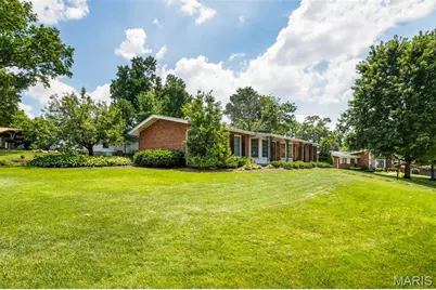 570 Flanders Drive, Warson Woods, MO 63122 - Photo 3