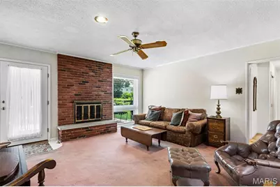 570 Flanders Drive, Warson Woods, MO 63122 - Photo 15