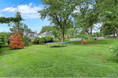 9846 Vasel Drive, Saint Louis, MO 63123 - Photo 37