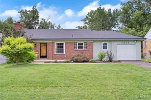 9846 Vasel Dr, Saint Louis, MO 63123 - Photo 1