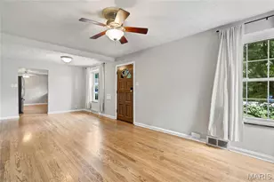 9846 Vasel Dr, Saint Louis, MO 63123 - Photo 13